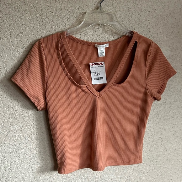 NWT Salmon Colored Crop Top, Size L - Picture 1 of 8